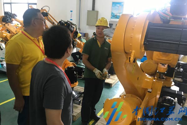 砥礪奮進(jìn)的五年 走進(jìn)南京埃斯頓工廠，看自主研發(fā)技術(shù)如何鍛造智能機(jī)器人